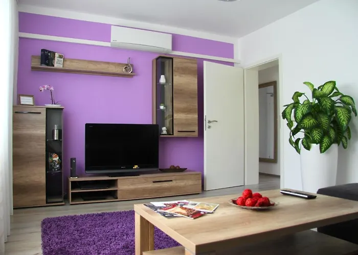 Geraeumige 4 Zimmer Wohnung An Den Kaiserthermen